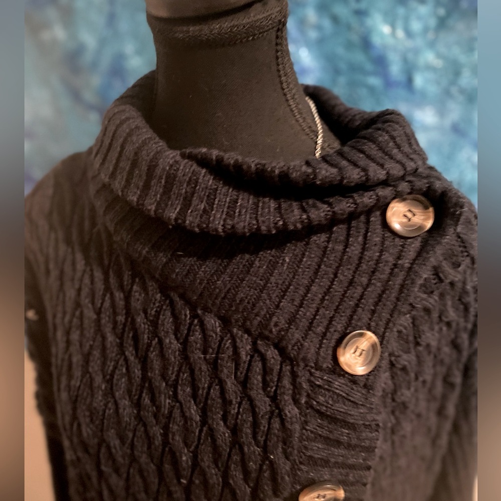 Reitmans wrap around knit sweater